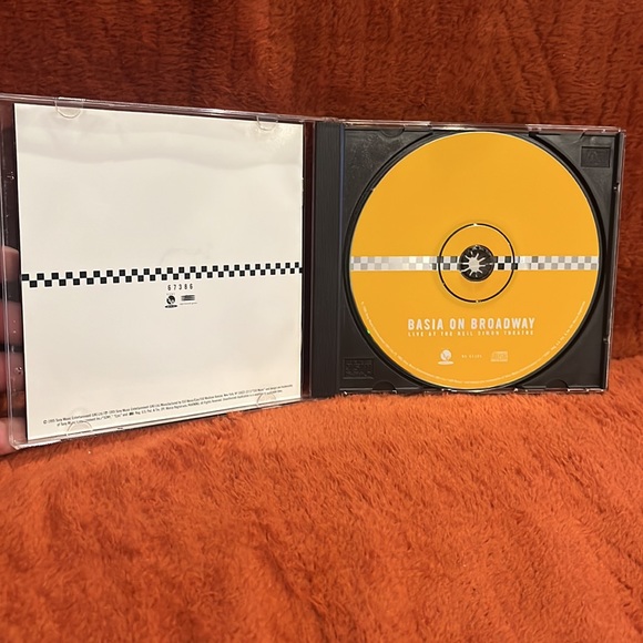 Basis on Broadway ( Live at the Neil Simon theatre) ( cd ) - Picture 4 of 6